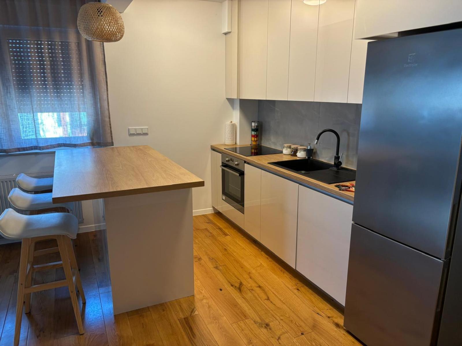 Novoureden Stan Appartement Velika Gorica Buitenkant foto